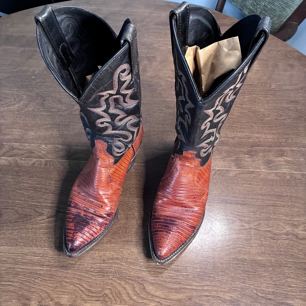 J Chisholm VTG Western Brown Black Leather Cowboy Mens Boots Size 8 D